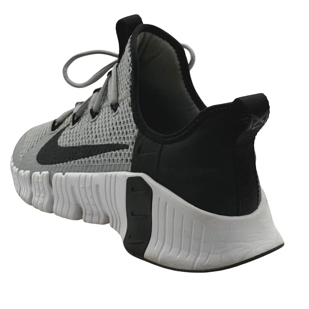 Nike Free Metcon 3 Men's Size 11 Gray Black White Gym Training Shoes CJ0861-090